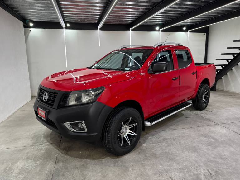 NISSAN NP300 CABINA DOBLE 2018