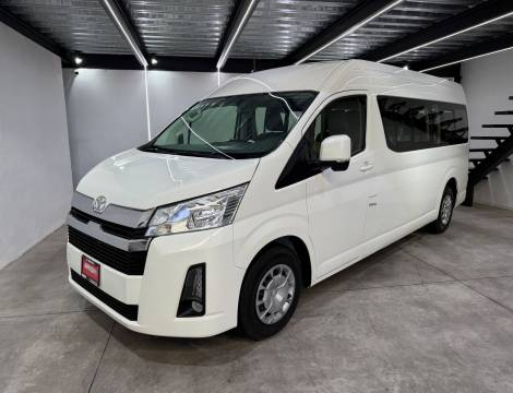 TOYOTA HIACE BUS 15 PASS 2021