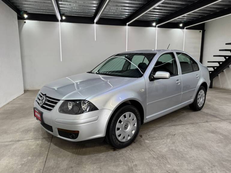 VOLKSWAGEN JETTA CLASICO TEAM 2014
