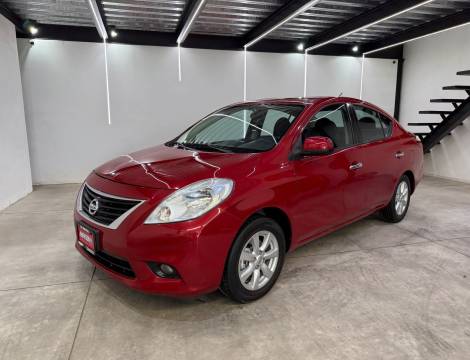 NISSAN VERSA ADVANCE 2013