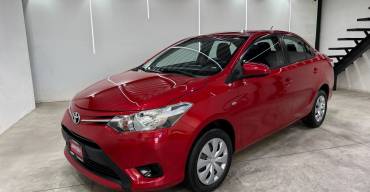 TOYOTA YARIS  CORE 2017