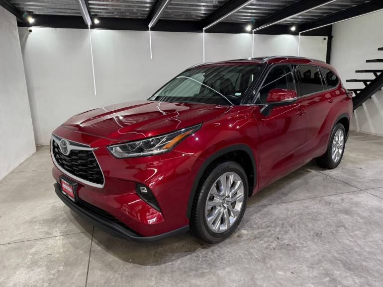 TOYOTA HIGHLANDER LIMITED 2022