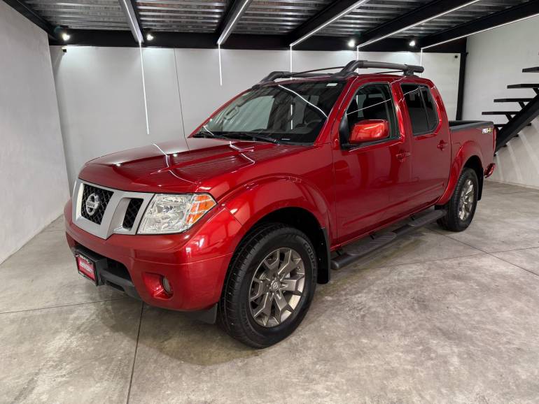 NISSAN FRONTIER PRO4X4 2014