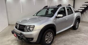 RENAULT OROCH OUTSIDER 2021