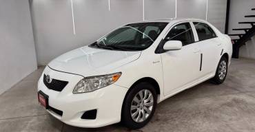 TOYOTA COROLLA LE 2010