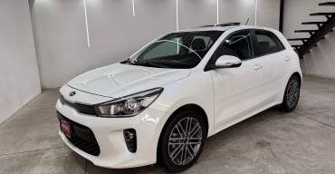 KIA RIO EX 2018
