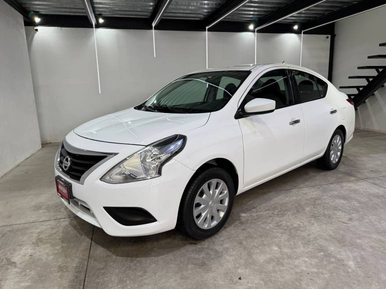 NISSAN VERSA SENSE 2016