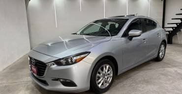 MAZDA 3 TOURING 2018