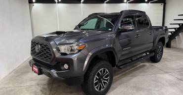TOYOTA TACOMA TRD SPORT 2021