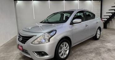 NISSAN VERSA ADVANCE 2015