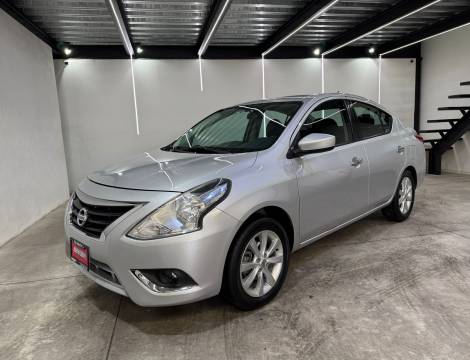 NISSAN VERSA ADVANCE 2015