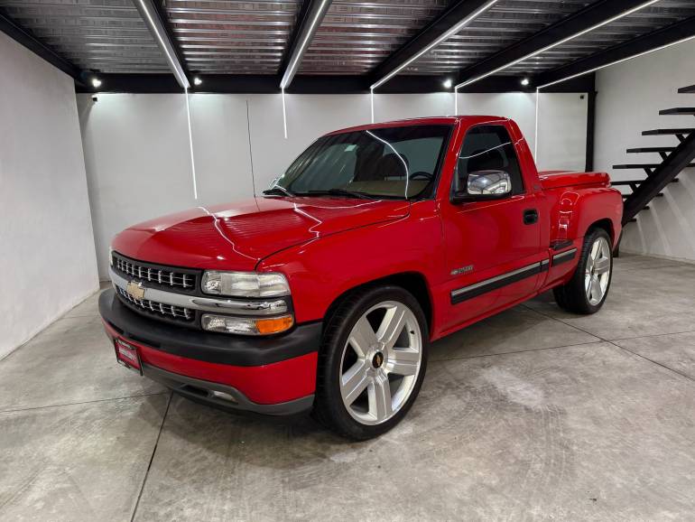 CHEVROLET CHEYENNE SS400 2000