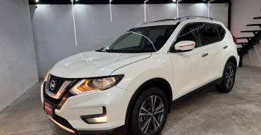 NISSAN XTRAIL ADVANCE 3 FILAS 2019