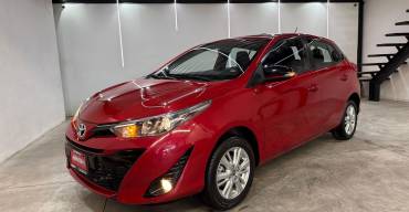 TOYOTA YARIS HB S PREMIUM 2019