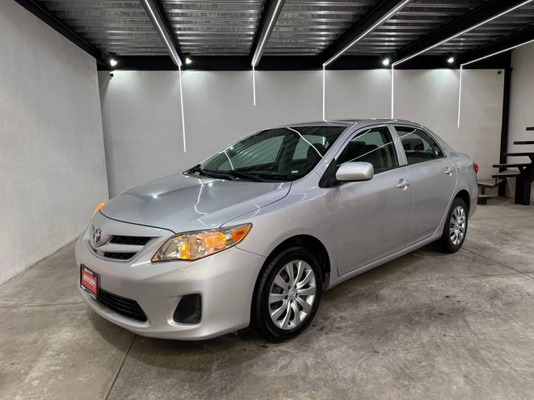 TOYOTA COROLLA LE 2011
