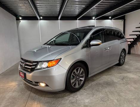 HONDA ODYSSEY TOURING 2015