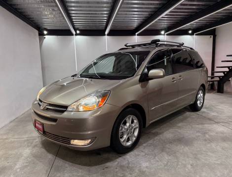 TOYOTA SIENNA XLE LIMITED 2005