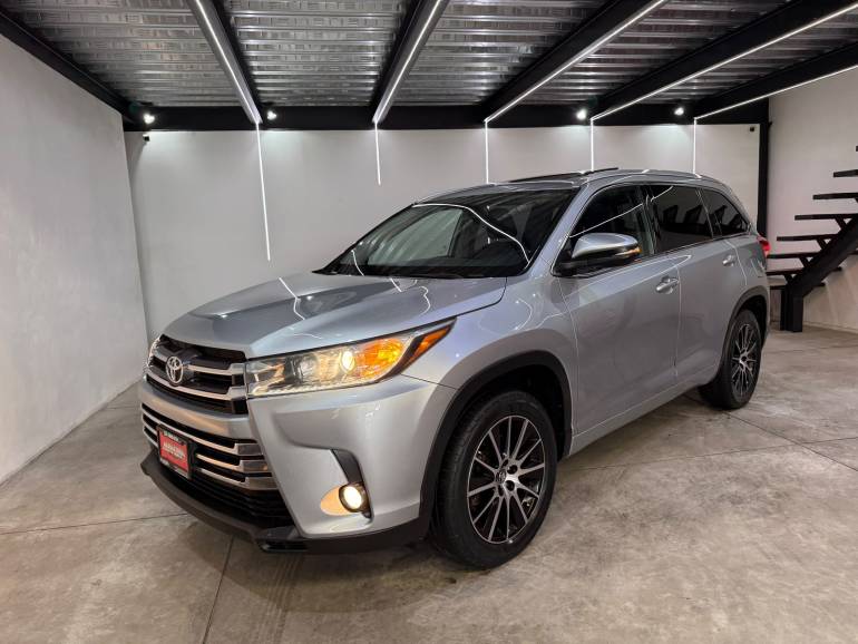 TOYOTA HIGHLANDER 3.5 LIMITED PANORAMIC ROOF 2017