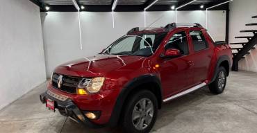 RENAULT OROCH OUTSIDER 2.0 AUT 2019