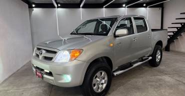 TOYOTA HILUX SR 2.7 DOBLE CAB 2006