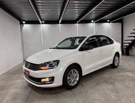VOLKSWAGEN VENTO 1.6 CONFORTLINE 2017