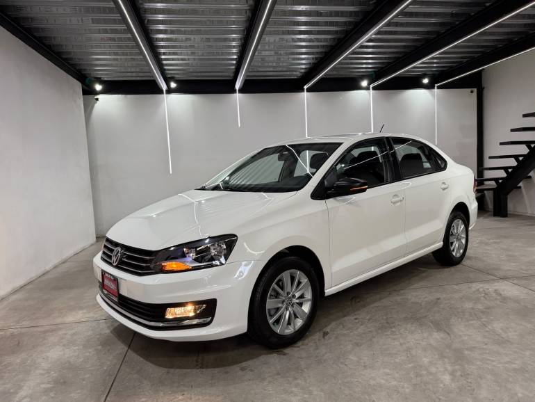 VOLKSWAGEN VENTO 1.6 CONFORTLINE 2017