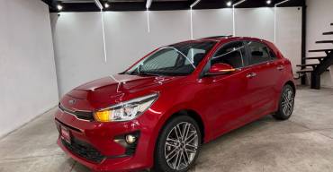 KIA RIO 1.6 EX PACK HATCH BACK 2021