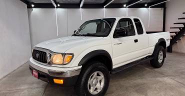 TOYOTA TACOMA CAB Y MEDIA 4X4 TRD 2002