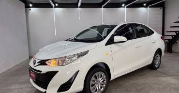 TOYOTA YARIS 1.5 CORE 2019