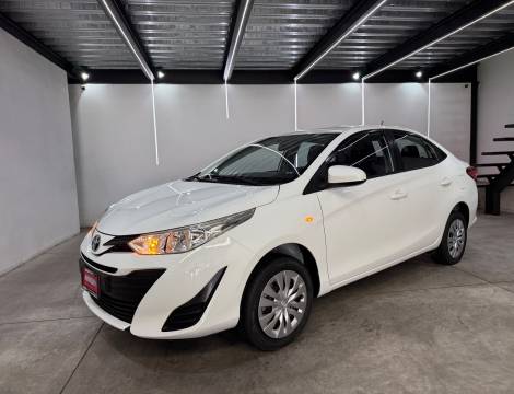 TOYOTA YARIS 1.5 CORE 2019